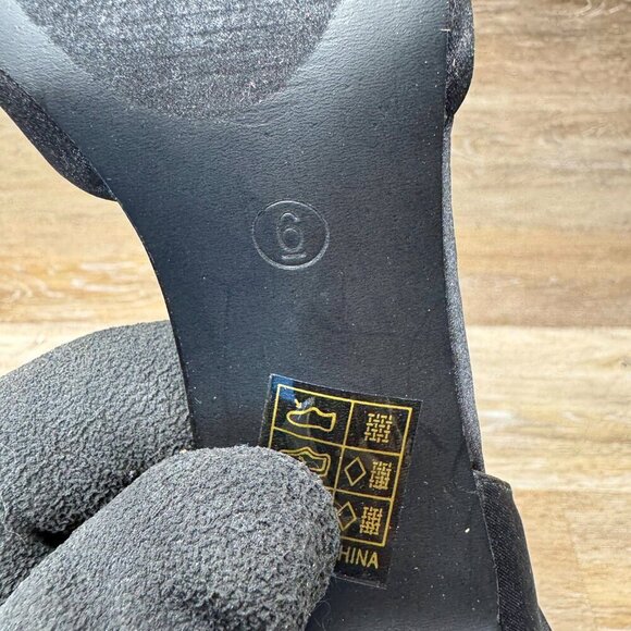 Journee Collection Tanzi Black Satin Stiletto Pump Heels Women's Size 6 - Picture 5 of 6